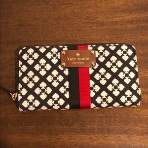 Kate Spade New York Wallet